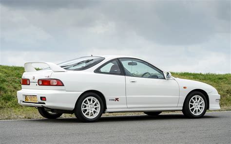 Buying a Honda Integra Type R DC2 - Complete Guide - Garage Dreams