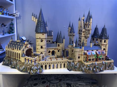 My 10,000 piece system-scale Hogwarts Castle with full interior ...