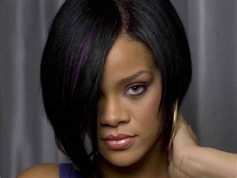 Rihanna Hairstyles 2017-2018 – Short Medium and Long Length Hair ...