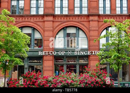 REI Sporting Goods Store, SoHo, NYC Stock Photo - Alamy