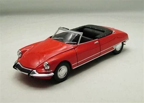 Citroën DS 19 Cabriolet 1961-1968 rot | Acheter sur Ricardo