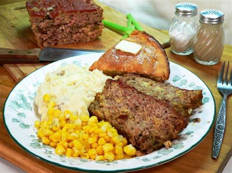 Neese’s Sausage-Beef Meat Loaf | Recipe | Meatloaf, Beef meat, Sausage