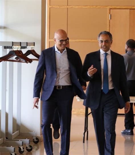 From Engineer to MBA to CEO: Satya Nadella – THE BOOTH EXPERIENCE