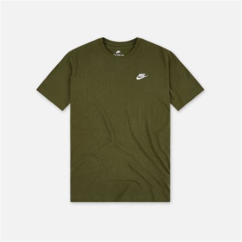 Nike NSW Club T-shirt Men, Rough Green White | Graffitishop / SPECTRUM