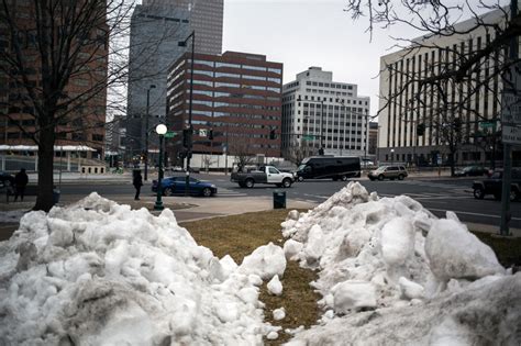 Denver weather: Thunderstorm in metro area as mountains expect more snow