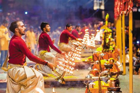 Ganga aarti in Kolkata: Varanasi Way? - TheDailyGuardian