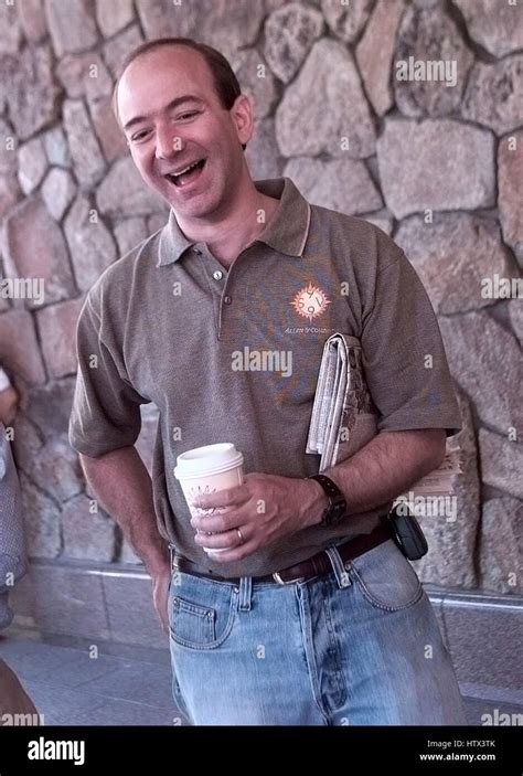 Jeff bezos 1999 hi-res stock photography and images - Alamy