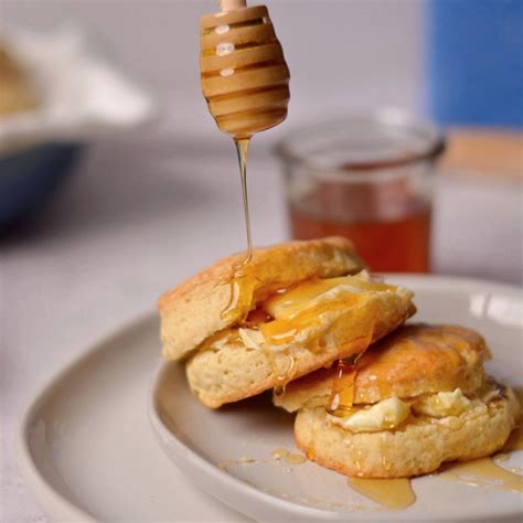 What To Eat With Biscuits - 21 Best Pairings - Joy to the Food