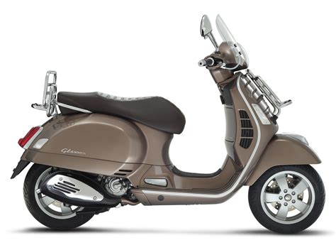 Vespa GTS 300 i.e. Touring Baujahr 2014 Bilder und technische Daten