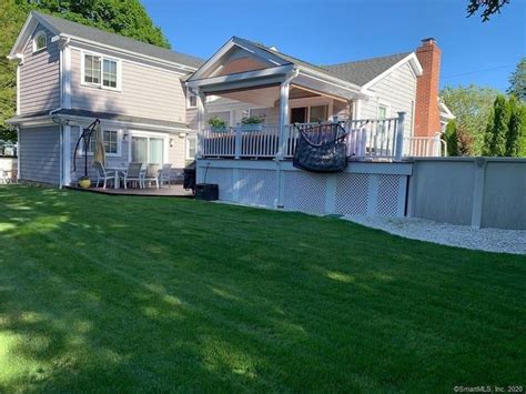 Peaceful, cheerful 4 bedroom home with a pool - Houses for Rent in Stratford, Connecticut ...