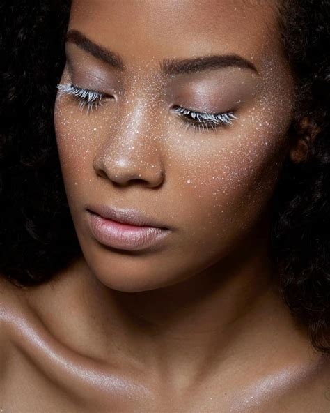 Paris-Makeup Artist&Manicurist on Instagram: “White freckles & glow ...