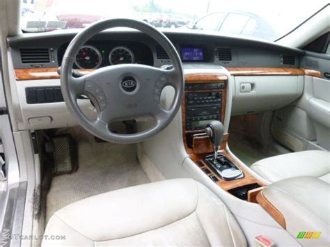 2004 Kia Amanti Standard Amanti Model Interior Photos | GTCarLot.com