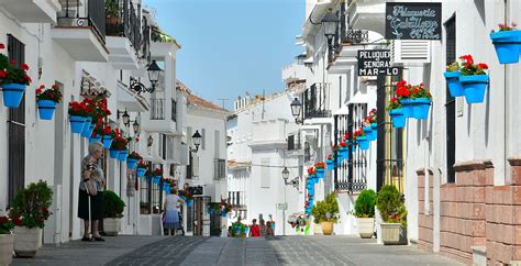 Mijas Cobbled street | Street, Street scenes, Spain streets