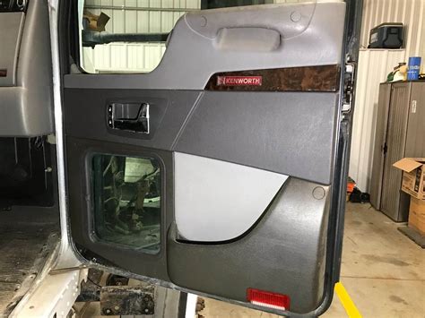 2012 Kenworth T370 Interior Door Panel For Sale | Sioux Falls, SD | 25503354 | MyLittleSalesman.com