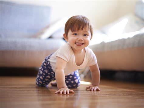 When will my baby crawl? | BabyCentre