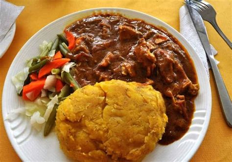 Top 20 Foods in Uganda Every Tourist Should Taste