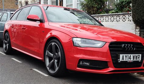 Brilliant Red - A4 Avant Black edition - little bit more black | Audi-Sport.net