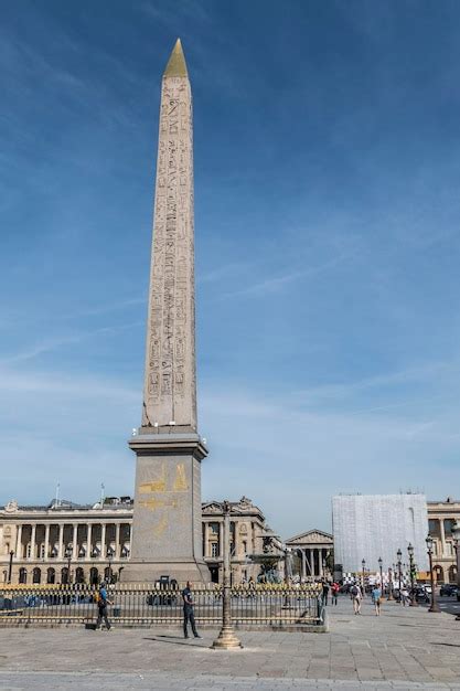 Premium Photo | Obelisk in place de la concorde in paris