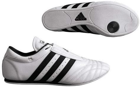 Adidas Indoor Training Sports Sm Ii Shoes - White (9.5): Amazon.co.uk ...