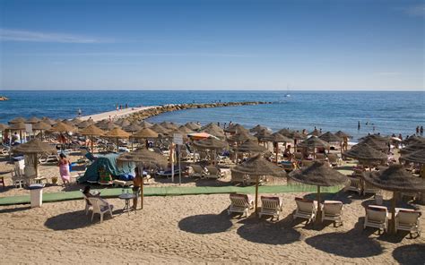 File:Marbella Beach, Costa Del Sol, Spain - Sept 2008.jpg - Wikimedia ...