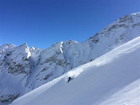 Steep Skiing Clinics - mountaintracks.co.uk