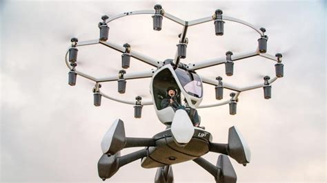 LIFT AIRCRAFT社のeVTOL「HEXA」、ついに日本で初飛行。GMO代表の熊谷氏が操縦 – DRONE