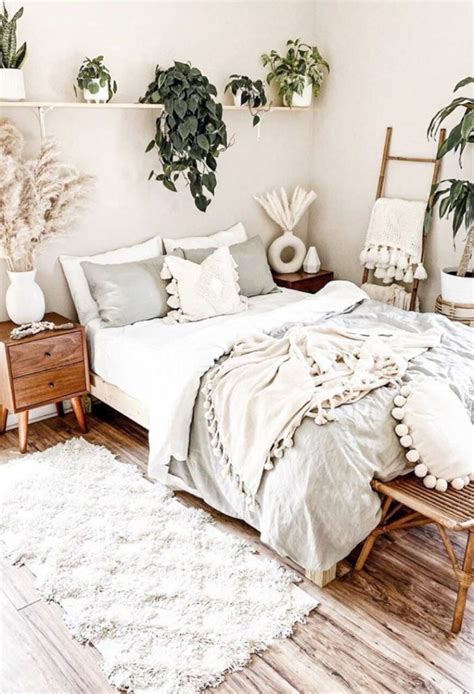 10 Style Tips for Your Boho Bedroom - DIY Darlin'