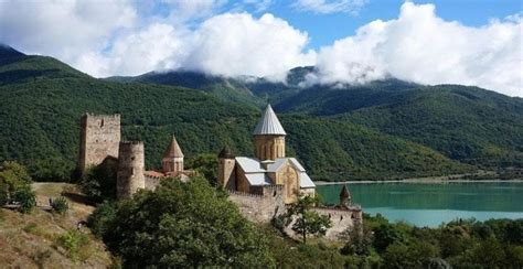 Azerbaijan Georgia Armenia Small Group Tour • Geotrend