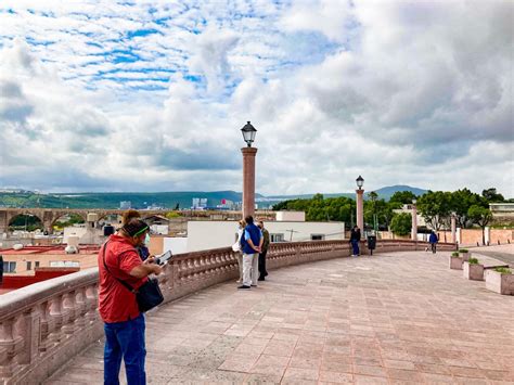 Visit the Queretaro Aqueduct (Acueducto Queretaro)