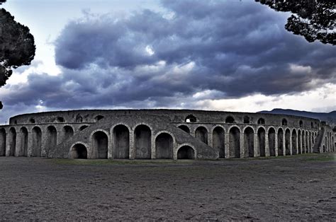 Pompeii ruins