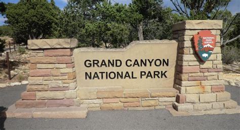 Finding all the Grand Canyon National Park Signs - Parks & Trips