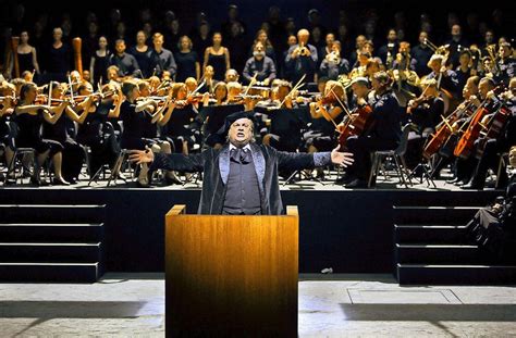 Wagner-Festspiele in Bayreuth: Kein Volk mehr, weit und breit! - Kultur ...