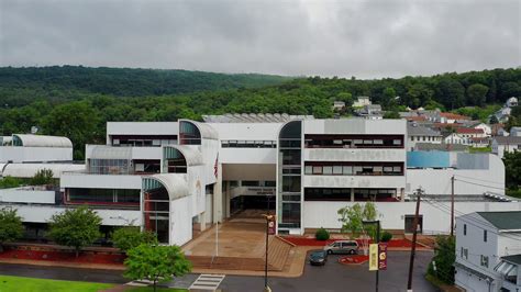 Wyoming Valley West High-School in Plymouth, Pennsylvania - YouTube