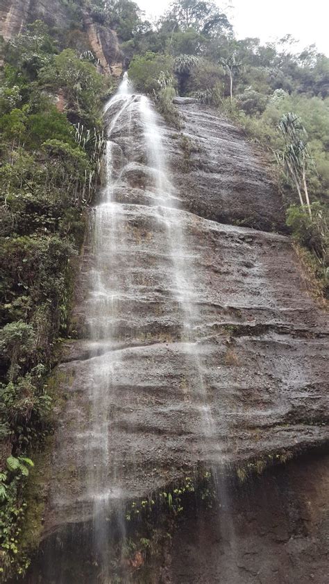 eyecatching-eyecandy: Lembah Harau & The Waterfall | Waterfall, Lembah ...