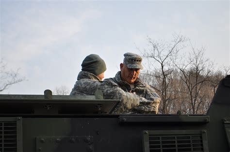 The Chief of Staff, Army Gen. Raymond T. Odierno, visits 2nd ID | Article | The United States Army