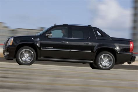 Used 2013 Cadillac Escalade EXT for sale - Pricing & Features | Edmunds