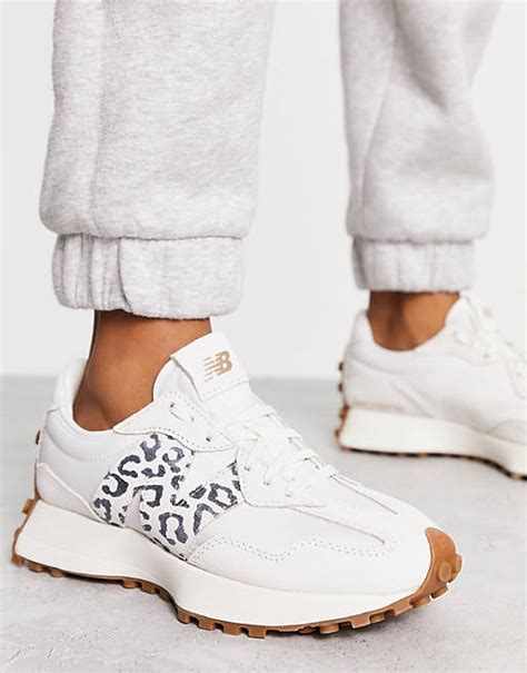 New Balance 327 trainers in off white and leopard | ASOS