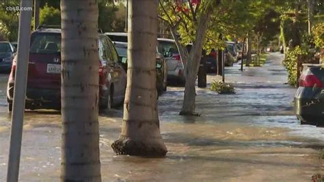 North Park residents clean up following flooding from water main break ...