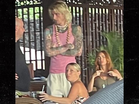 Machine Gun Kelly, Megan Fox Together In Hawaii Amid Breakup Rumors