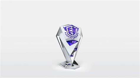 Fortnite reveals crystal Swarovski trophy for FNCS 2022 winner