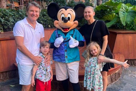 Robert and Kym Herjavec Share 'Magical' Photos with Their Twins at Hawaiian Disney Resort ...