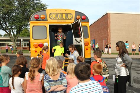 Sandy Creek Students Participate In Bus Evacuation Drill – Oswego County Today
