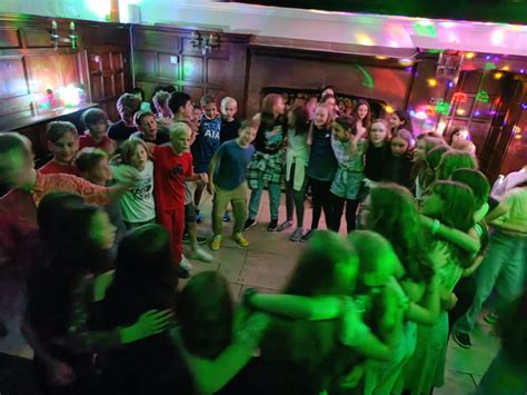 Ashlyns School on Twitter: "Final song of the last night of the Year 7 Peak District trip disco ...