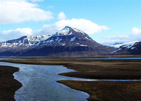 Pyramide Branca (White pyramid) | Kerguelen islands, Island, South georgia island