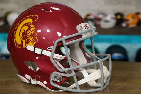 USC Trojans Riddell Speed Authentic Helmet – Green Gridiron, Inc.