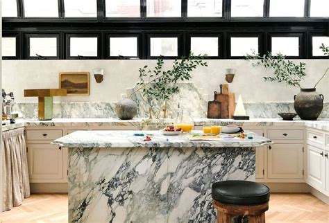 11 Stunning Marble Kitchen Island Ideas