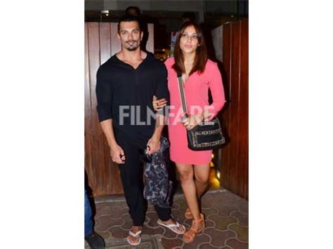 Bipasha Basu and Karan Singh Grover look groovy together | Filmfare.com