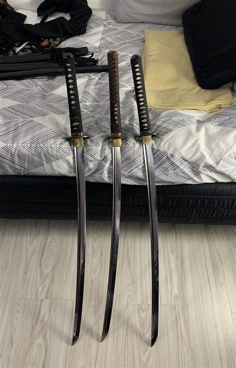 My katana collection : SWORDS