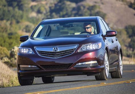 Acura RLX Sport Hybrid SH-AWD - tech fest on wheels