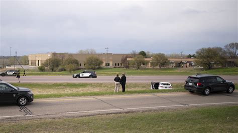 Burnsville police fatally shoot man suspected in armed carjacking | MPR News